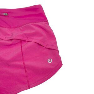 Lululemon Size 6 Low-Rise Lined Hotty HotAthletic Short